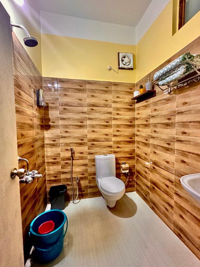 Three Little Birds Homestay Guwahati Ngoại thất bức ảnh