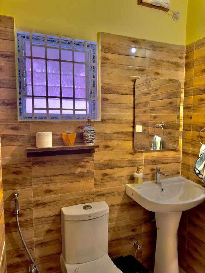 Three Little Birds Homestay Guwahati Ngoại thất bức ảnh