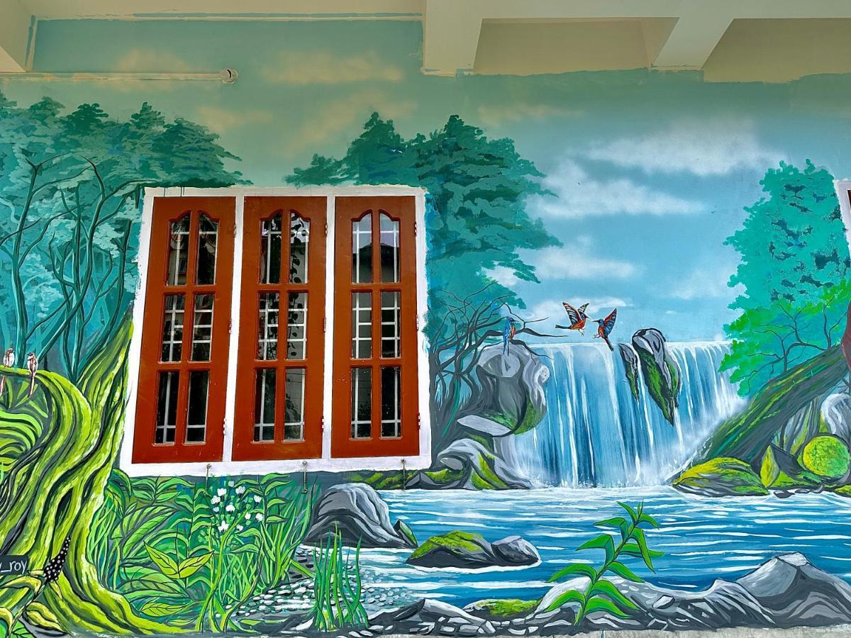 Three Little Birds Homestay Guwahati Ngoại thất bức ảnh