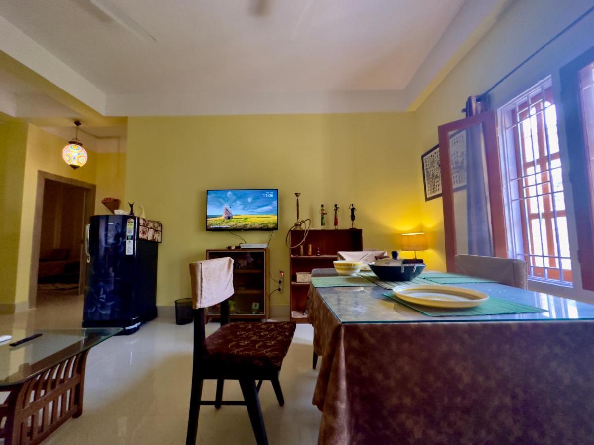 Three Little Birds Homestay Guwahati Ngoại thất bức ảnh
