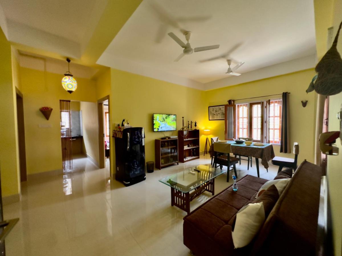 Three Little Birds Homestay Guwahati Ngoại thất bức ảnh