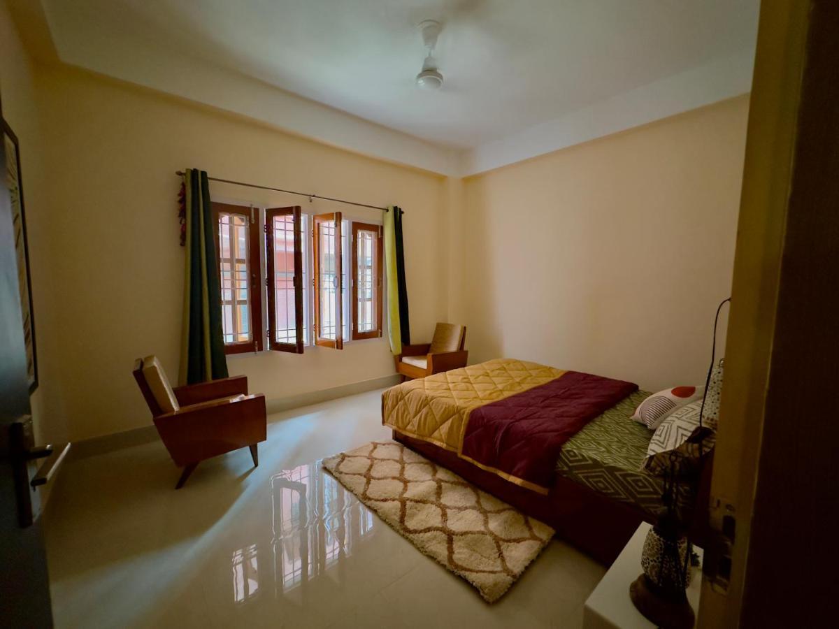 Three Little Birds Homestay Guwahati Ngoại thất bức ảnh