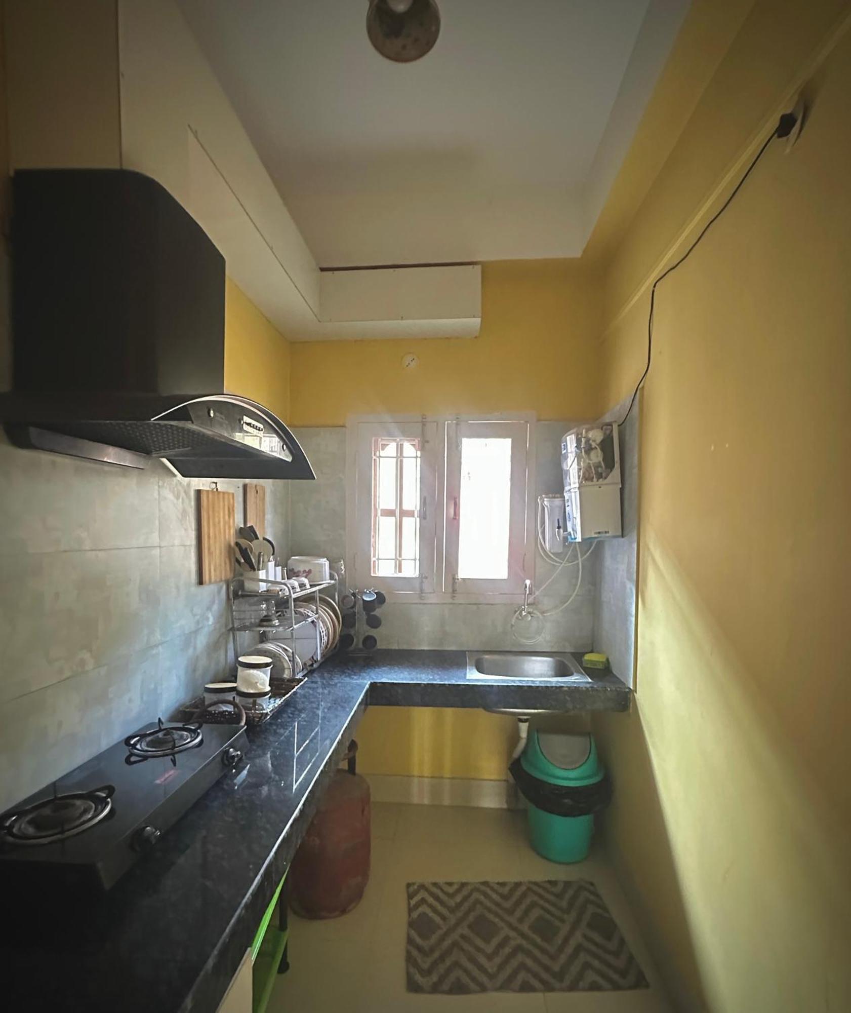 Three Little Birds Homestay Guwahati Ngoại thất bức ảnh