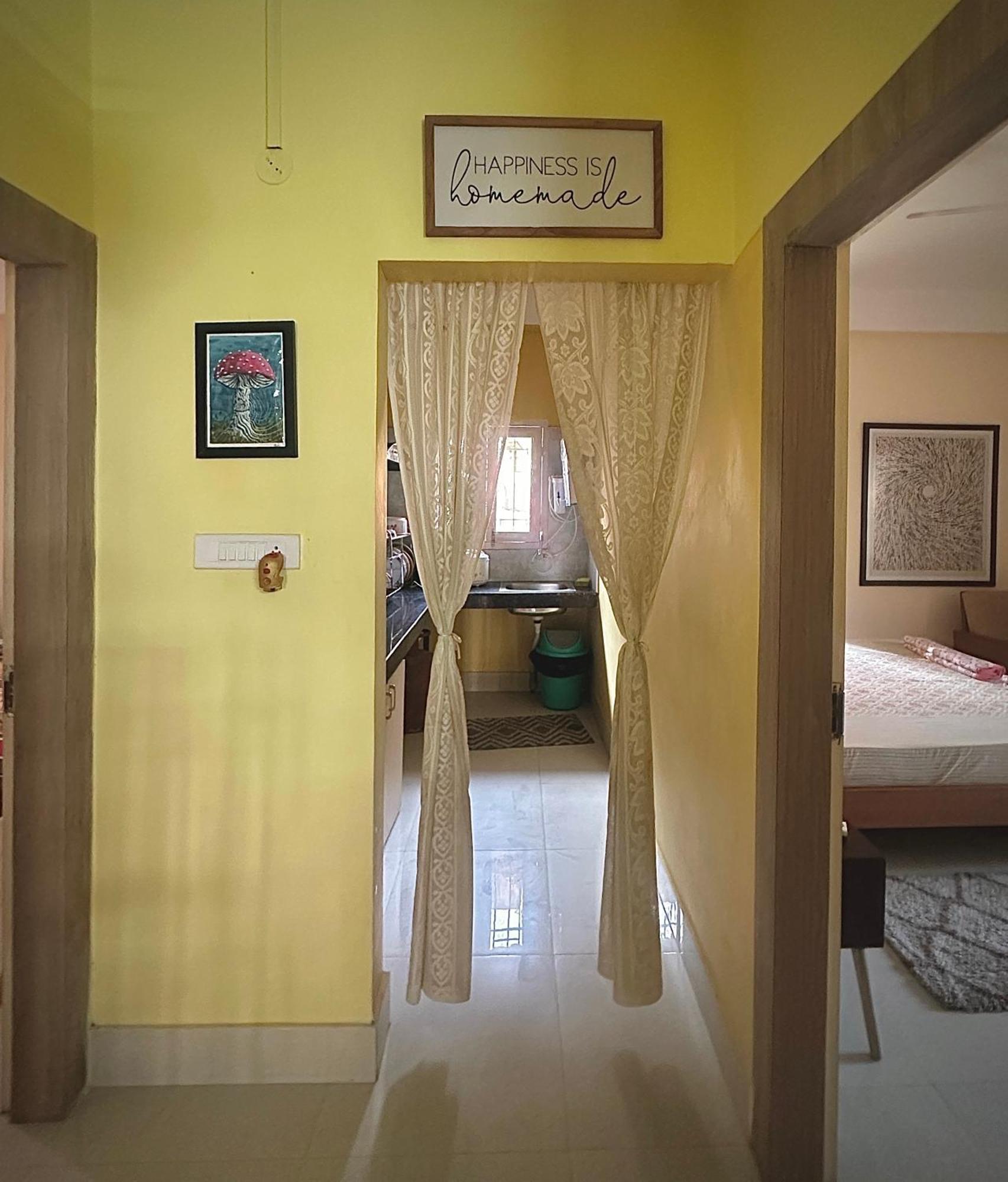 Three Little Birds Homestay Guwahati Ngoại thất bức ảnh